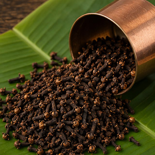 Cloves (Lavangalu)